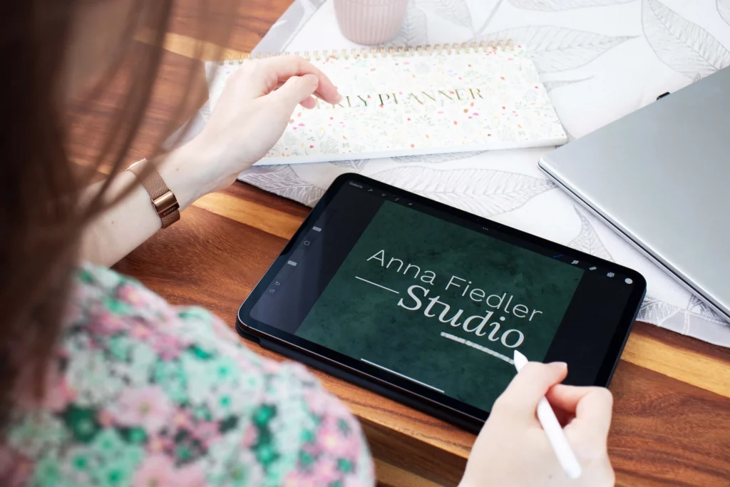 Anna von Anna Fiedler Studio